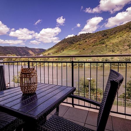 Moselpromenade Villa Moselufer, Panorama & Burg Cochem Blick, Netflix, Balkon Экстерьер фото