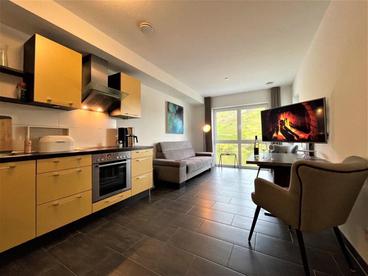 Moselpromenade Villa Moselufer, Panorama & Burg Cochem Blick, Netflix, Balkon Экстерьер фото