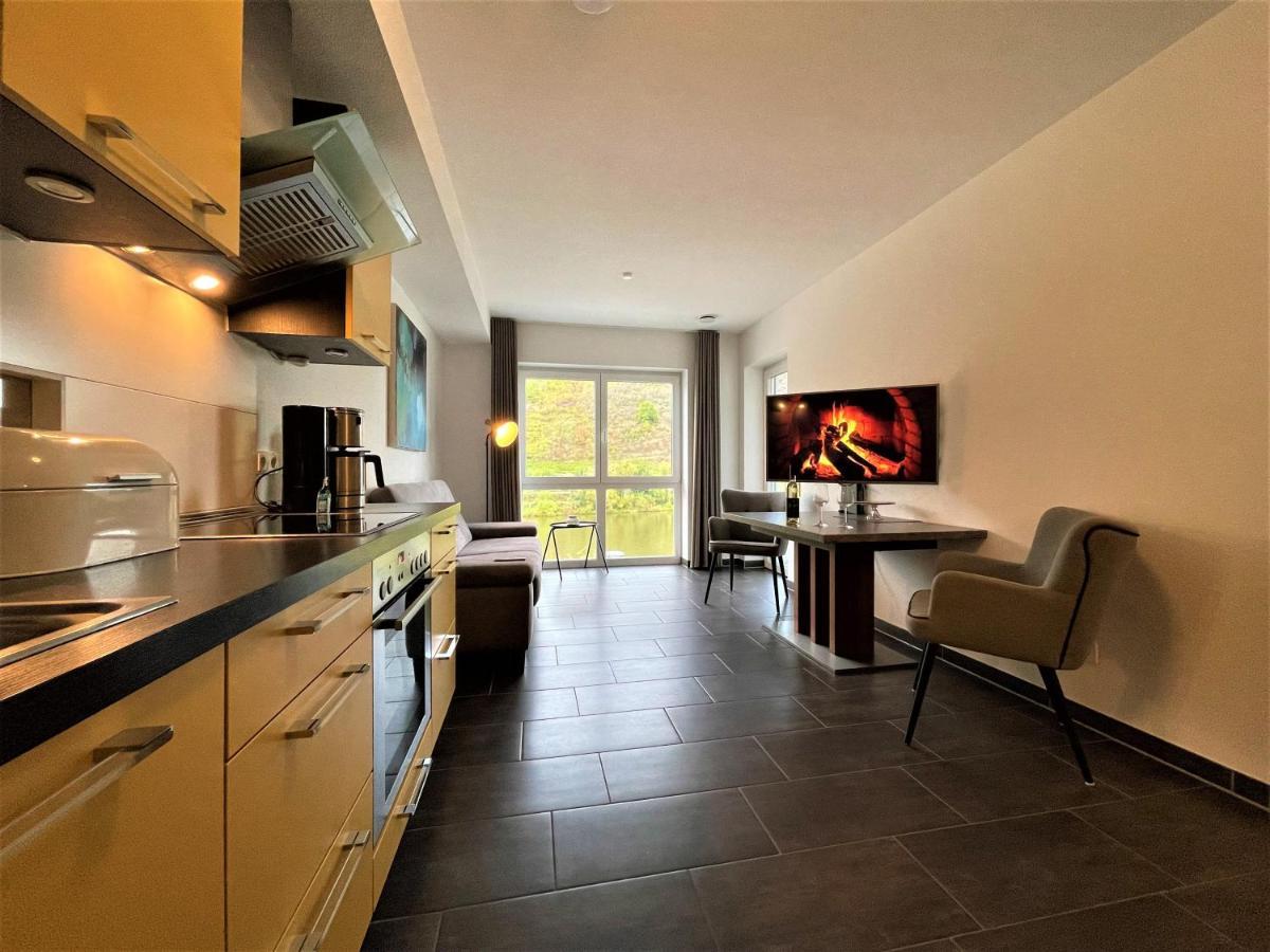 Moselpromenade Villa Moselufer, Panorama & Burg Cochem Blick, Netflix, Balkon Экстерьер фото